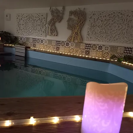 De Charme Avec Piscine De Relaxation *