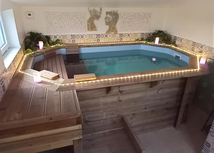 De Charme Avec Piscine De Relaxation Prázdninový dům *